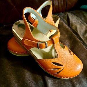 Tangerine Troentorp Mary Jane’s